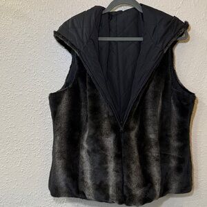 Kristen Blake Black Quilted Faux Fur Hooded Vest